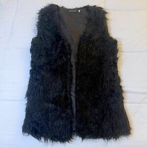 Black fur y2k‎ style
